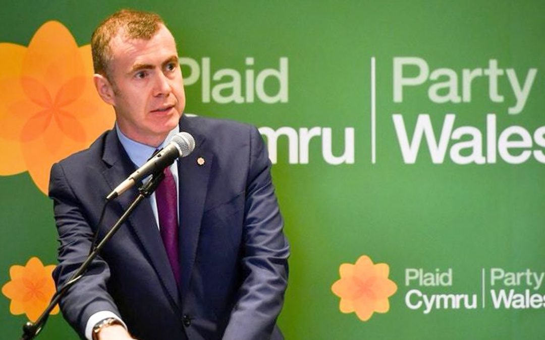 Plaid Cymru members vote on Senedd deal with Labour